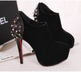 Ankle boot Rock Spikes camurça